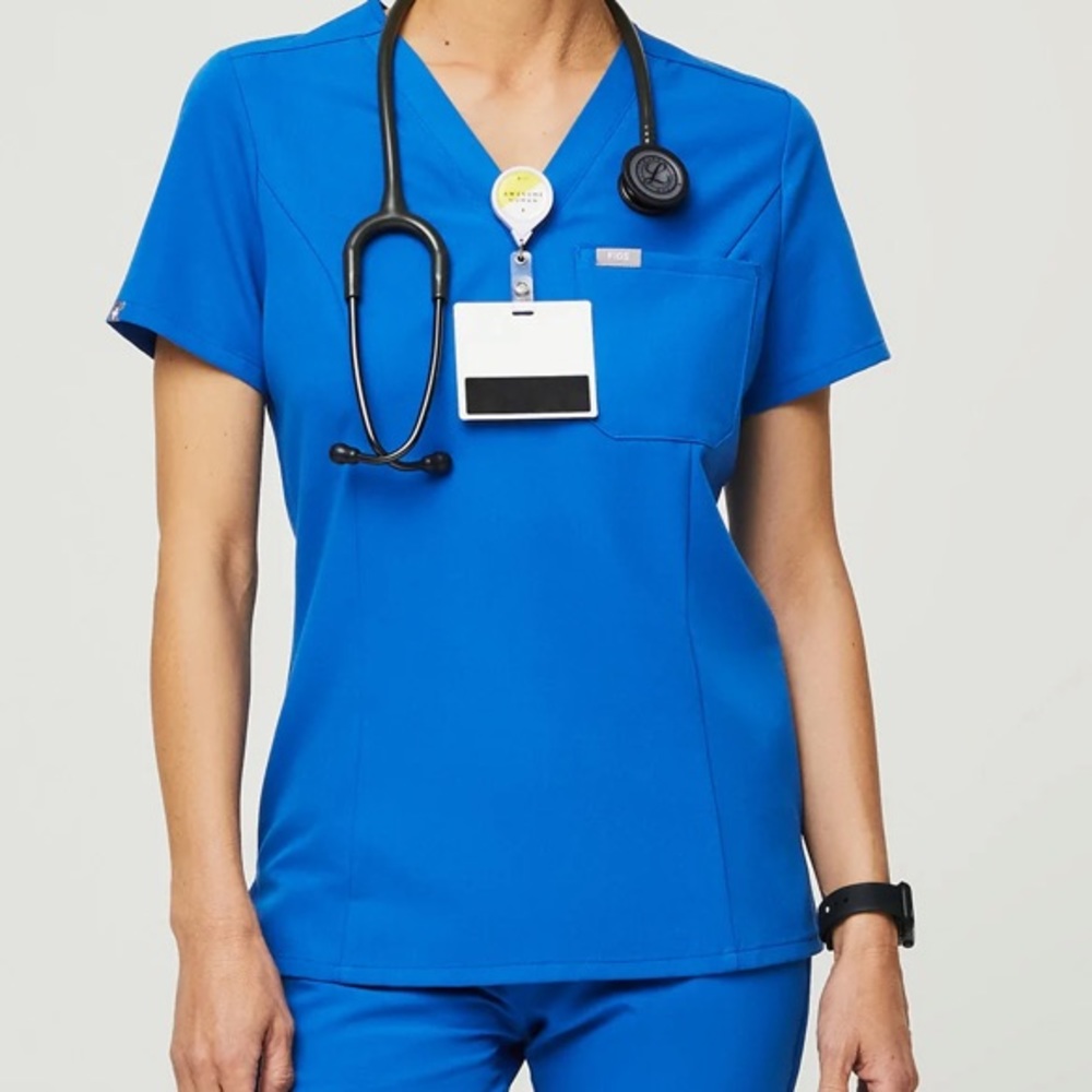FIGS scrub top